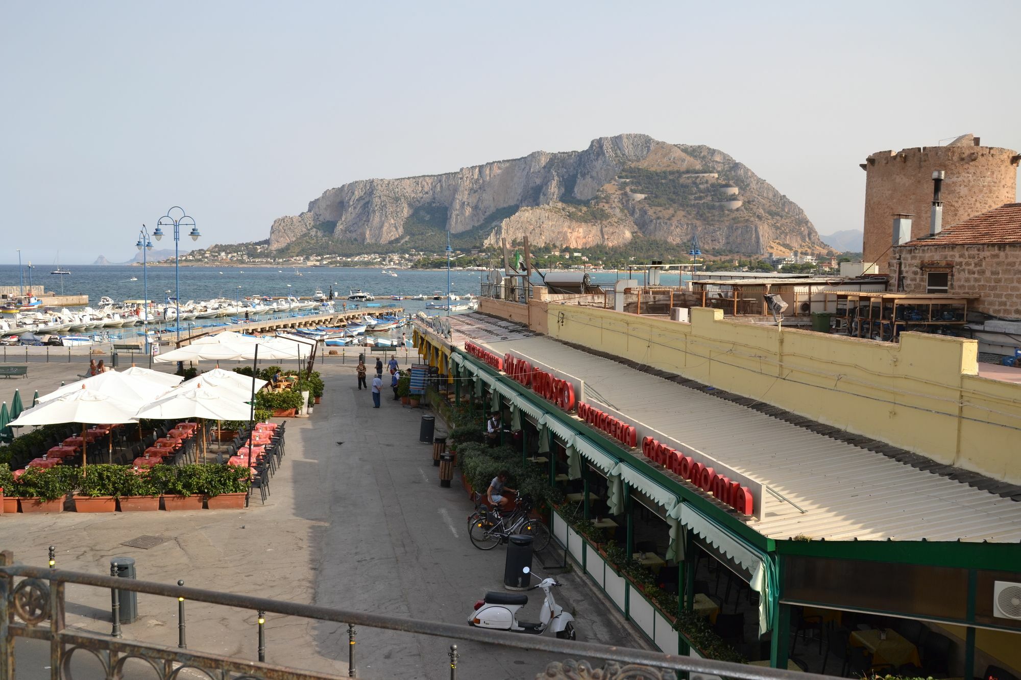 Mondello Holidays Eksteriør bilde